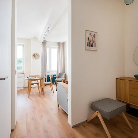 Apartman Dobra Powisle Superior By Bookinghost Varsó