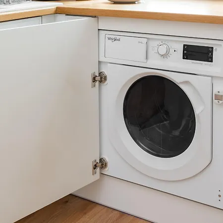 Dobra Powisle Superior By Bookinghost شقة وارسو