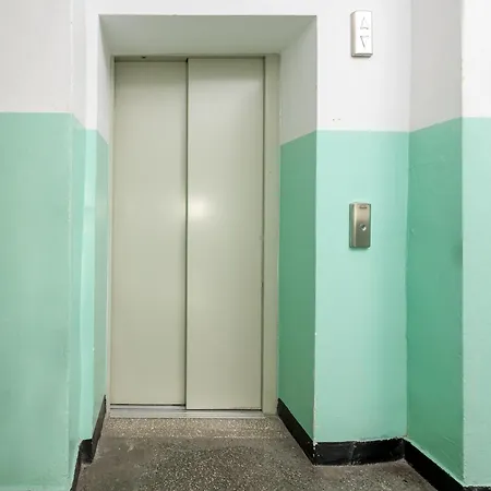 Dobra Powisle Superior By Bookinghost Warsaw